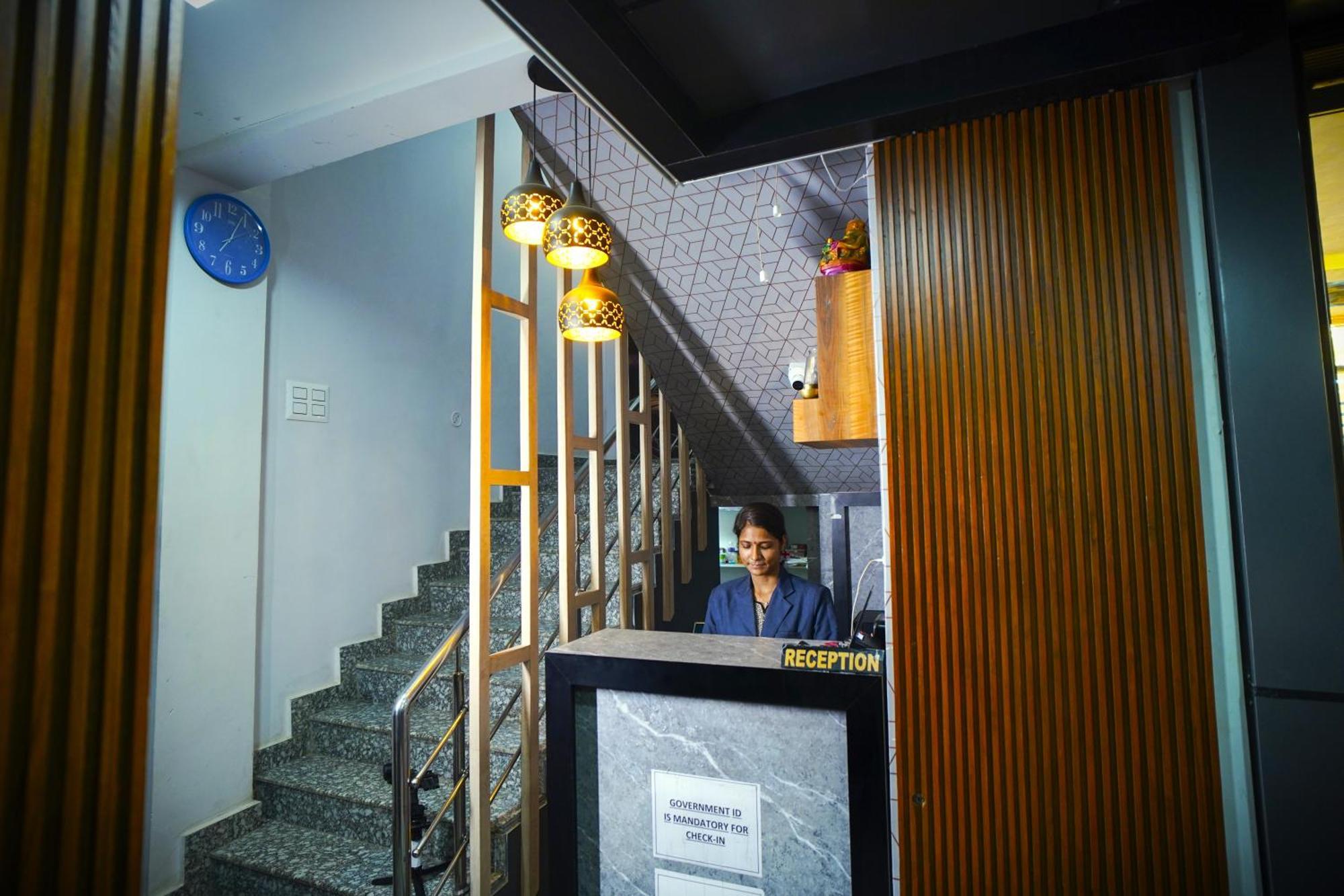 Hotel Rama Gorakhpur Εξωτερικό φωτογραφία