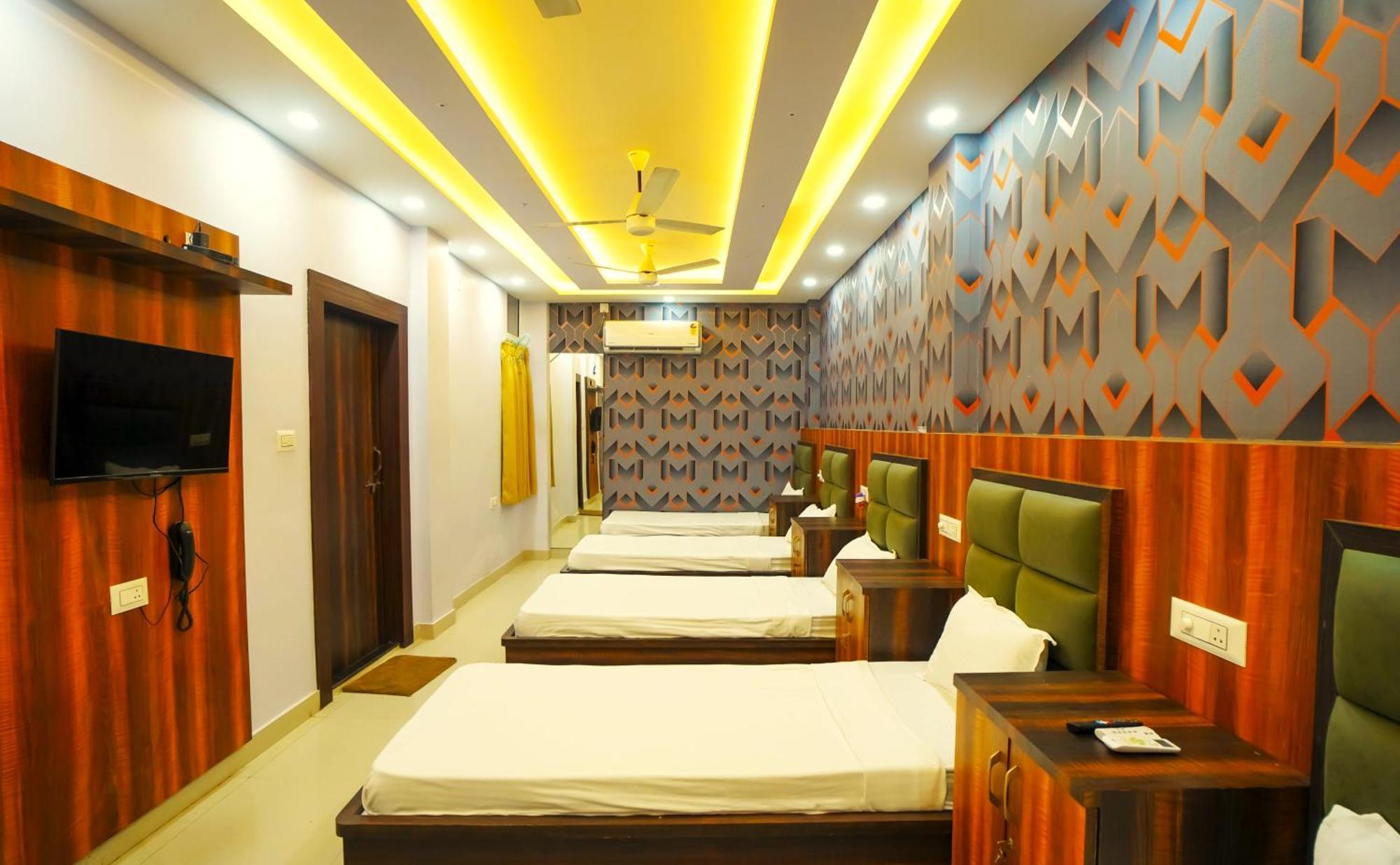 Hotel Rama Gorakhpur Εξωτερικό φωτογραφία