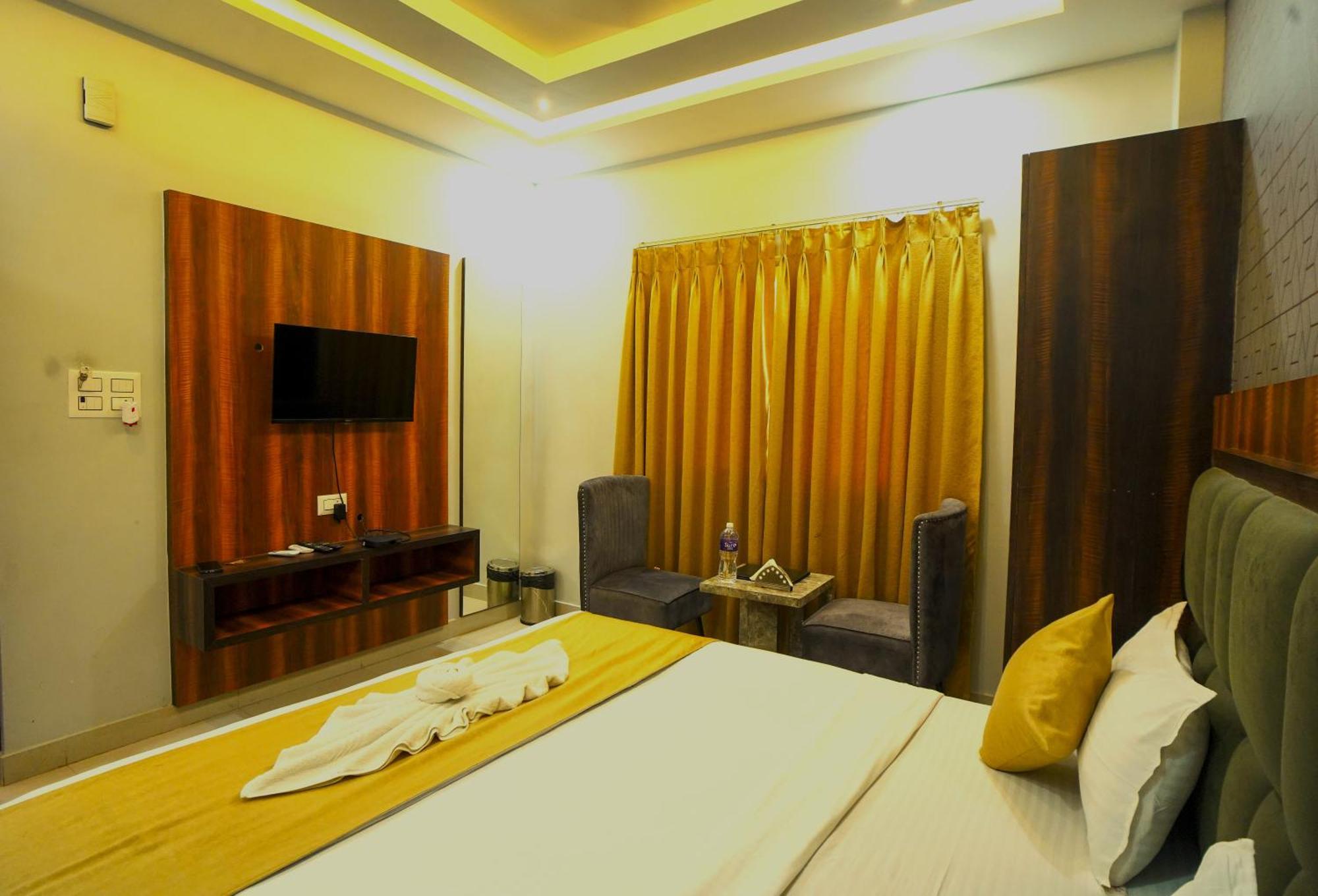 Hotel Rama Gorakhpur Εξωτερικό φωτογραφία